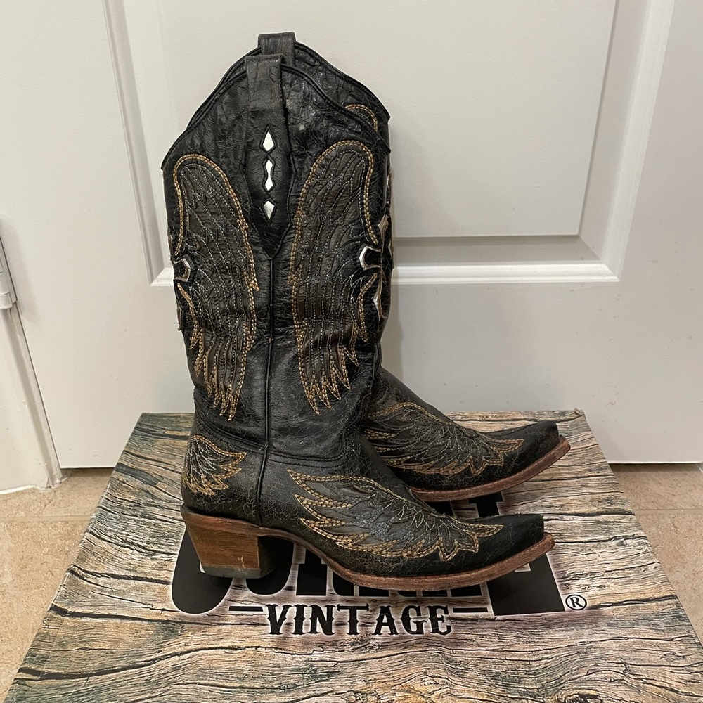 Corral Boots - Black-Gold-Silver Wings & Cross